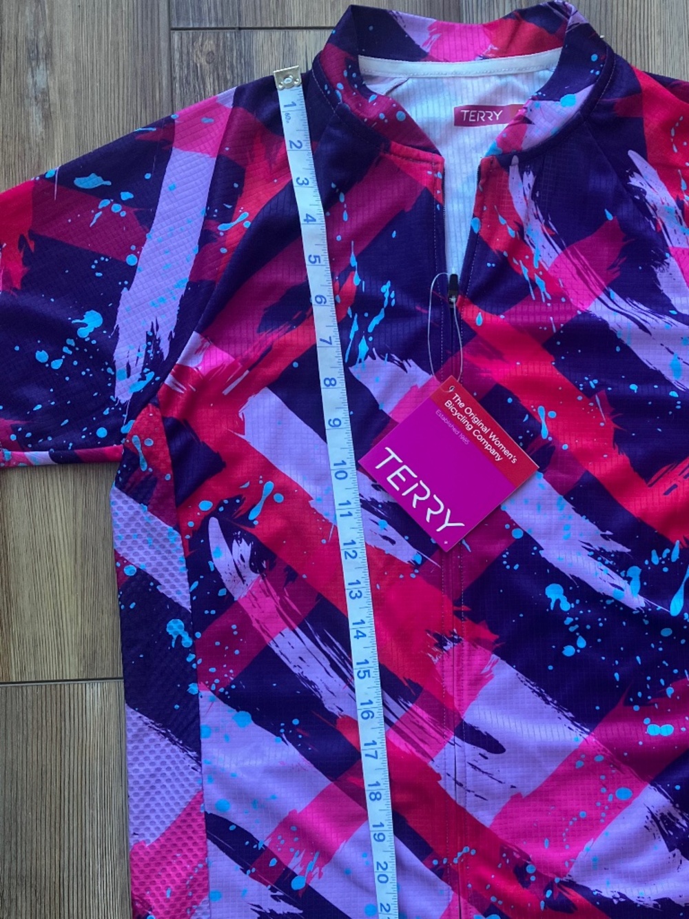 Terry Women's Large Cycling Jersey Full Zip Pink Purple Artistic Back Pocket NWT - Picture 3 of 7